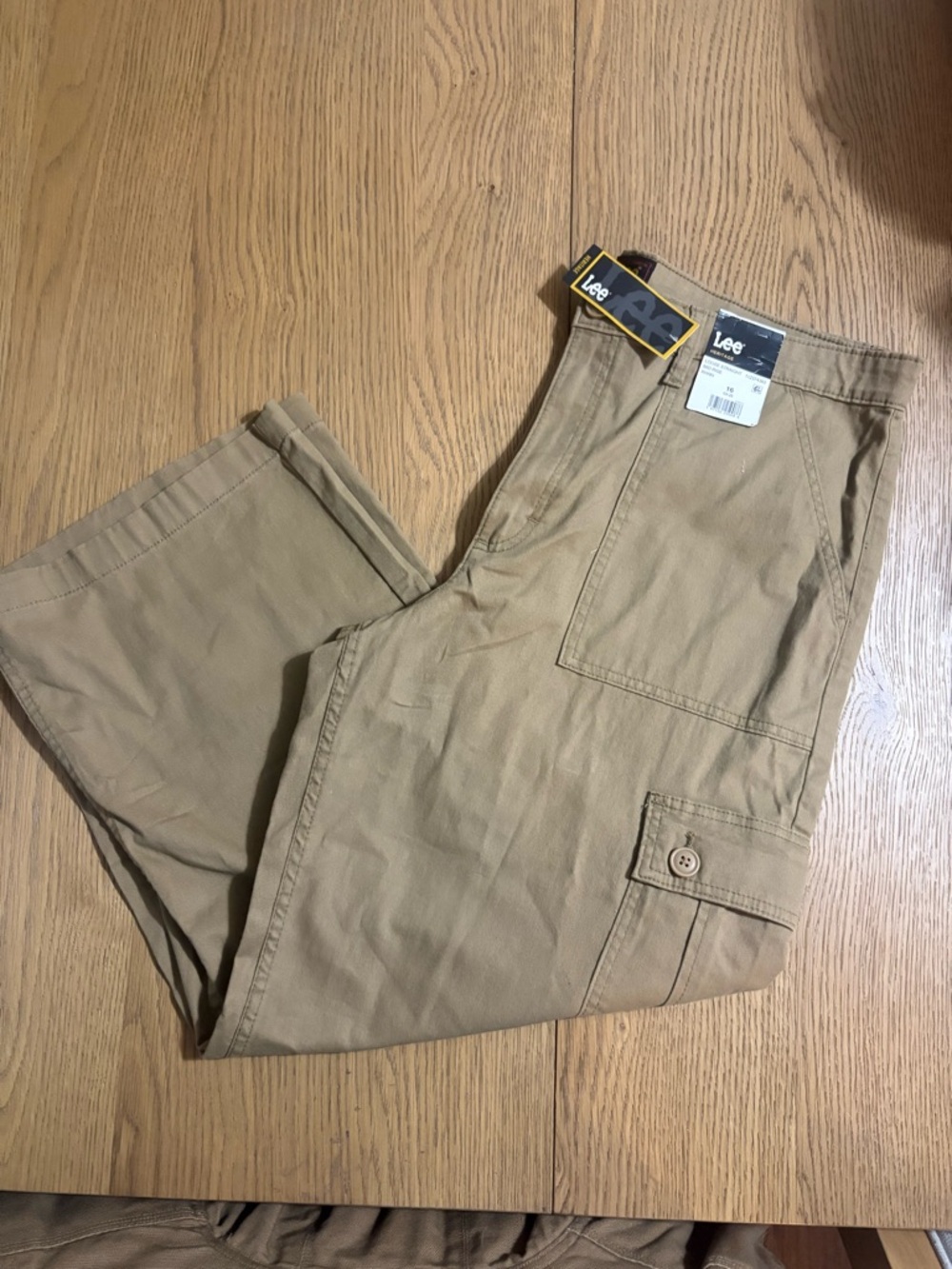 Lee Women's Straight Leg Cargo Pants - Tan